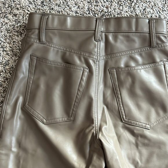 Abercrombie the 90’s straight ultra high rise pants - Picture 4 of 4
